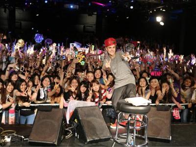 Последние фотографии звезд из Твиттеров