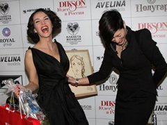 Юлия Зимина стала темноволосой Мэрилин Монро