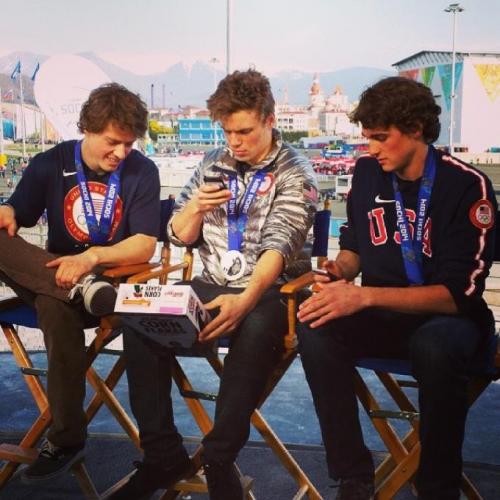 Лучшие фотографии Олимпийцев и болельщиков "из первых рук"