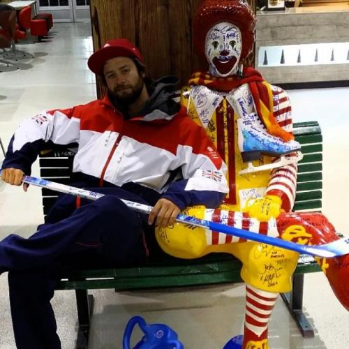 Лучшие фотографии Олимпийцев и болельщиков "из первых рук"