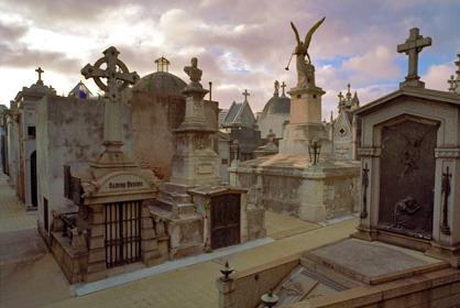 Самые знаменитые кладбища мира