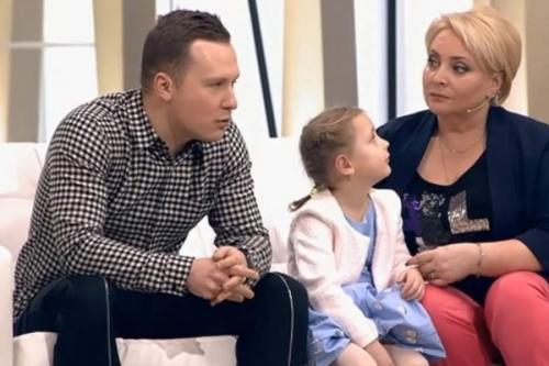 Российские знаменитости, ставшие родителями после 40 лет