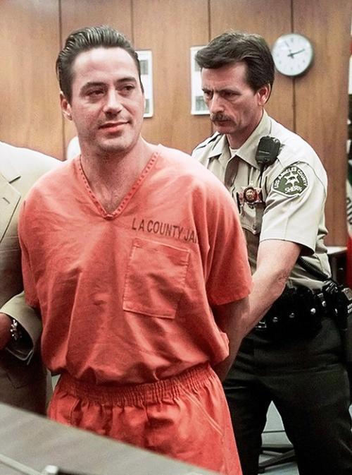 Воспоминания знаменитостей о днях, проведённых в тюрьме