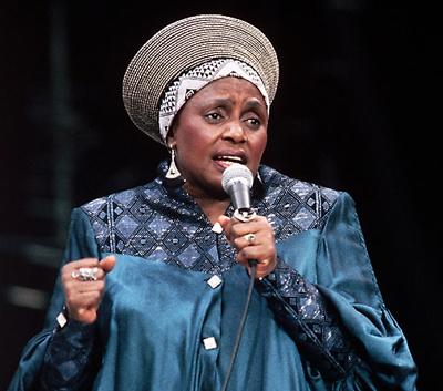 Мириам Макеба (Miriam Makeba) - южноафриканская певица, борец за гражданские права и обладатель премии «Грэмми». Также была известна под сценическим псевдонимом «Мама Африка».