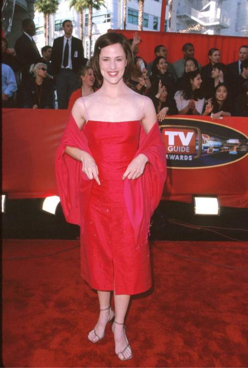 Как выглядели мировые звезды на своих первых красных дорожках