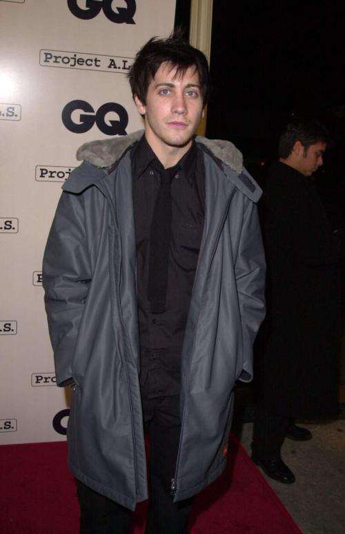 Как выглядели мировые звезды на своих первых красных дорожках