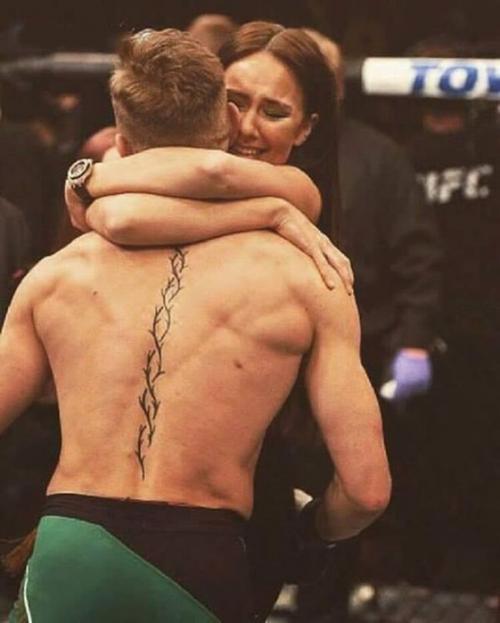 История любви ирландского бойца UFC Конора МакГрегора