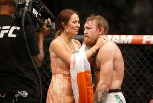 История любви ирландского бойца UFC Конора МакГрегора