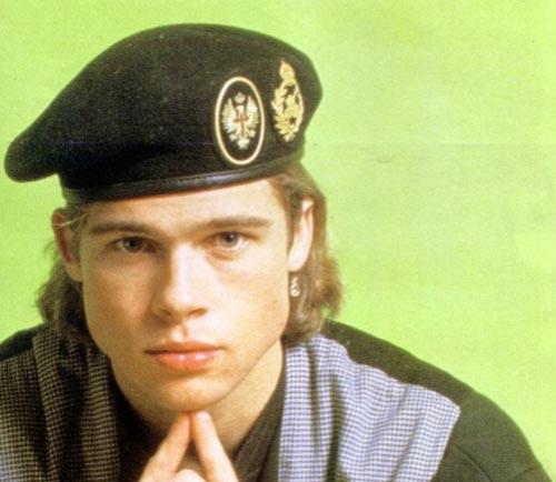 Клуни отомстил Брэду Питту, показав его юношеские фото