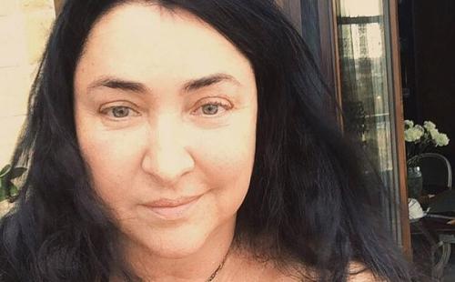 "Что есть, то есть": российские звезды без макияжа