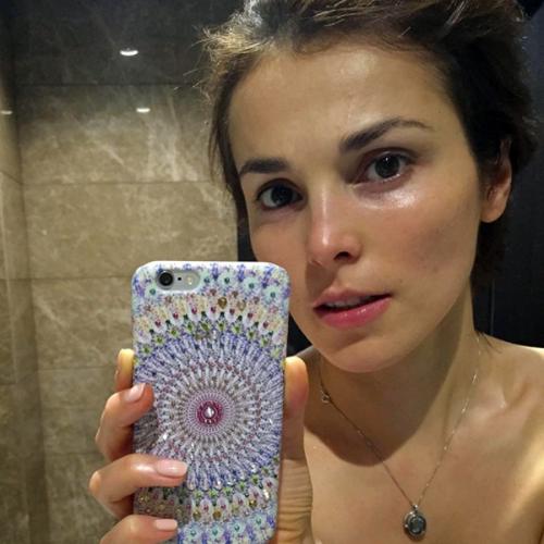 "Что есть, то есть": российские звезды без макияжа