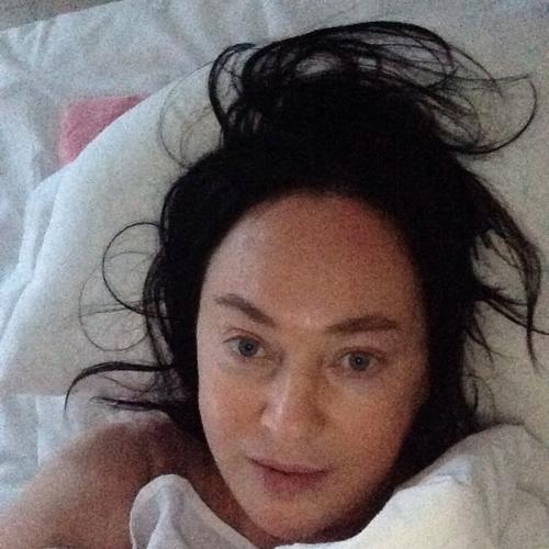 "Что есть, то есть": российские звезды без макияжа