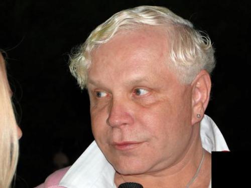 "Что есть, то есть": российские звезды без макияжа