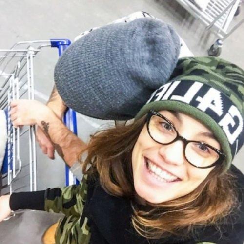 "Что есть, то есть": российские звезды без макияжа