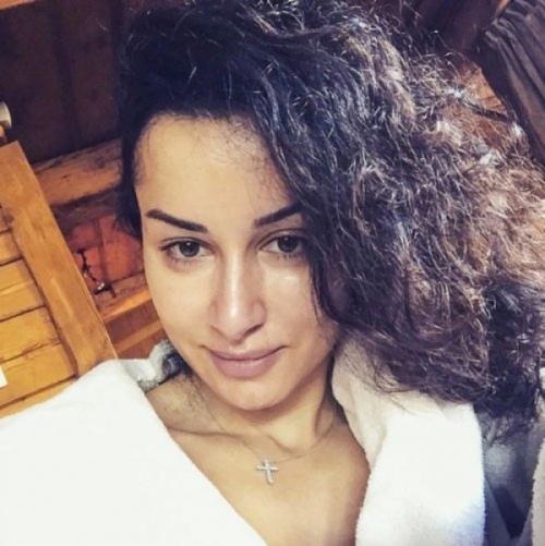 "Что есть, то есть": российские звезды без макияжа