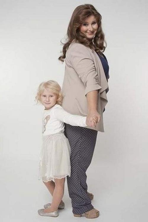 Звезды с лишним весом, которым полнота помогла в карьере