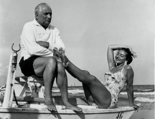 Звезды с лишним весом, которым полнота помогла в карьере