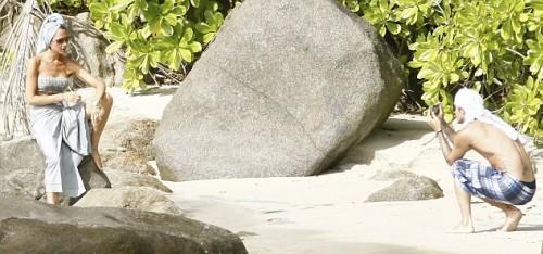 Виктория Бэкхем отметила 10-летие семейной жизни в бикини