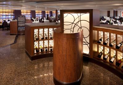 32000-тонный пассажирский корабль преодолел барьер Темзы