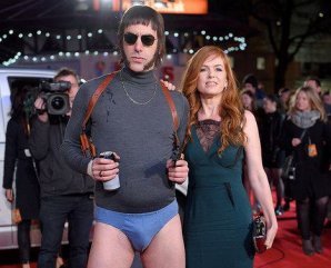 Самые откровенные наряды известных мужчин