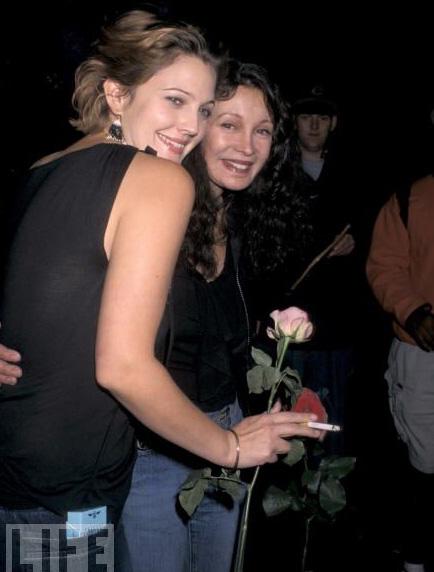 Топ-35 лучших мам знаменитостей