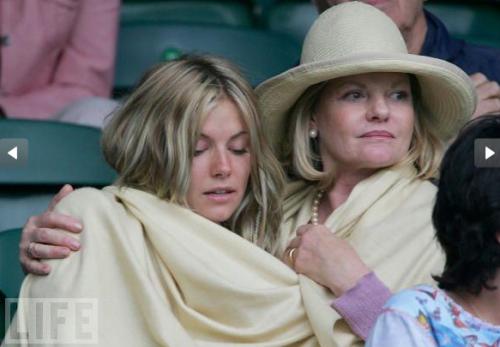 Топ-35 лучших мам знаменитостей