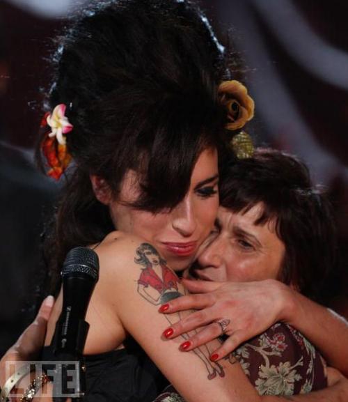 Топ-35 лучших мам знаменитостей