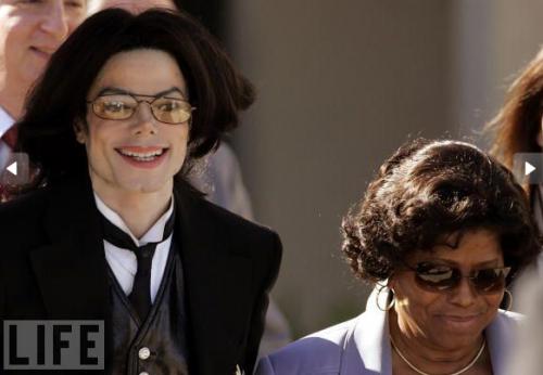 Топ-35 лучших мам знаменитостей