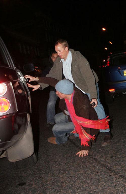 Английские принцы запили горькую