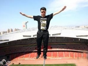 Китаец два месяца жил на тросах толщиной в три сантиметра