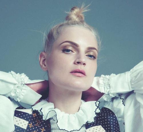 Знаменитые модели со странной внешностью