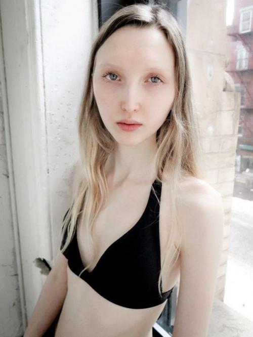 Знаменитые модели со странной внешностью