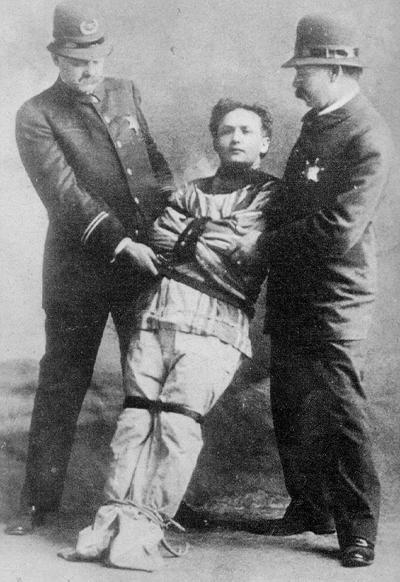 Невероятная магия феноменального Гарри Гудини