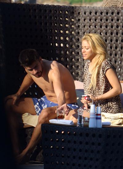 Греческие наслаждения Шакиры