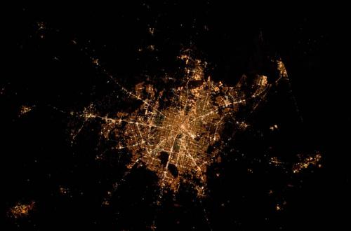 Лучшие ночные фотографии Земли, сделанные из космоса