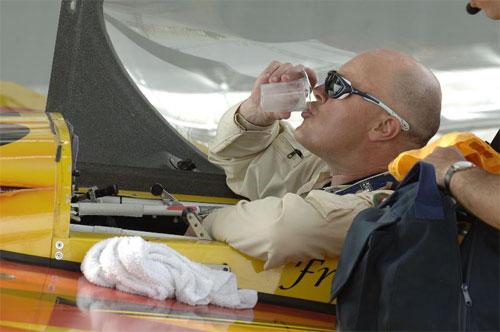 Воздушная "Формула-1" в небе Абу-Даби