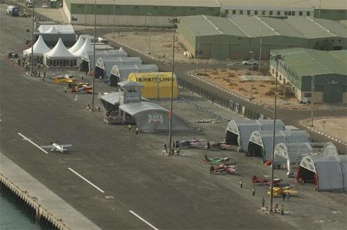Воздушная "Формула-1" в небе Абу-Даби