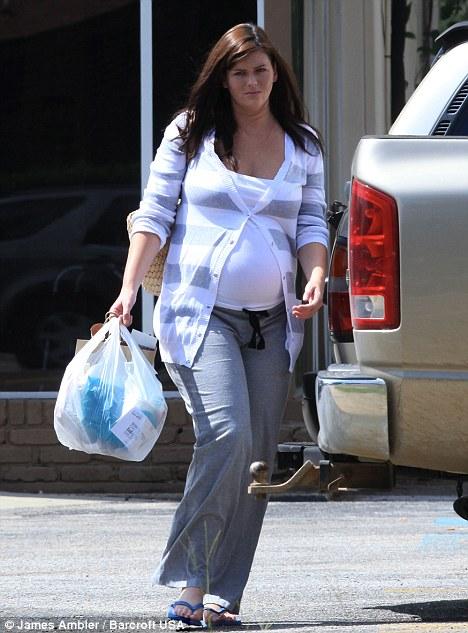 Джуд Лоу ищет мать для пятого ребёнка