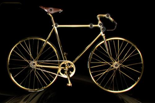 Скандинавские дизайнеры изобрели велосипед … из золота
