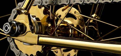 Скандинавские дизайнеры изобрели велосипед … из золота