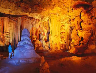 Топ-10 самых впечатляющих пещер мира, открытых для экскурсий