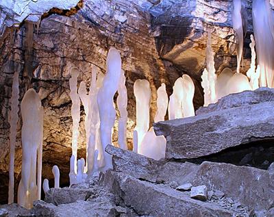 Топ-10 самых впечатляющих пещер мира, открытых для экскурсий