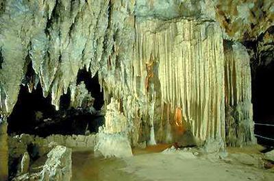 Топ-10 самых впечатляющих пещер мира, открытых для экскурсий