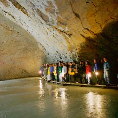 Топ-10 самых впечатляющих пещер мира, открытых для экскурсий