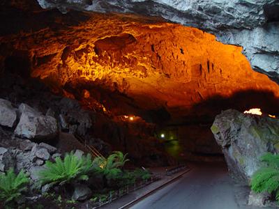 Топ-10 самых впечатляющих пещер мира, открытых для экскурсий