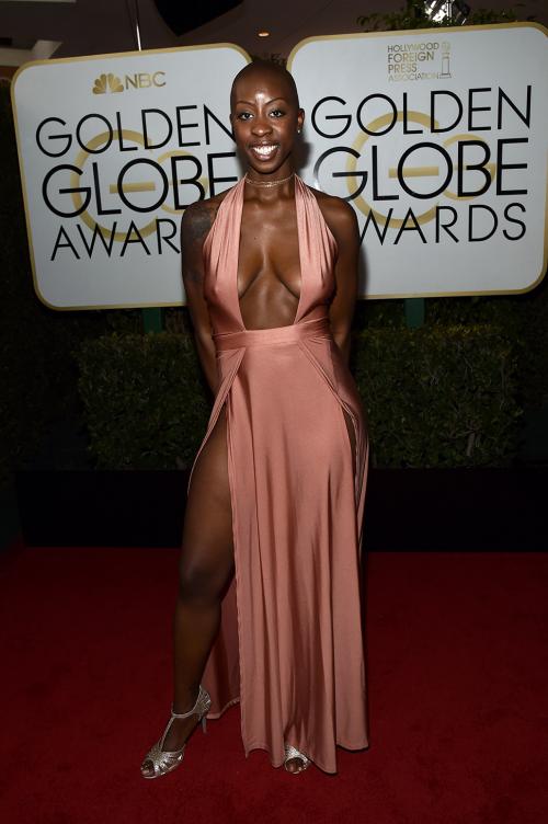 Самые отчаянные декольте на красной ковровой дорожке