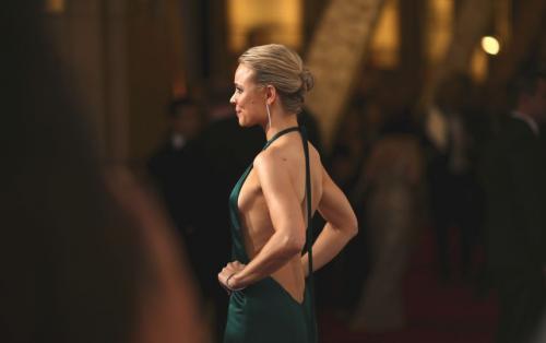 Самые отчаянные декольте на красной ковровой дорожке