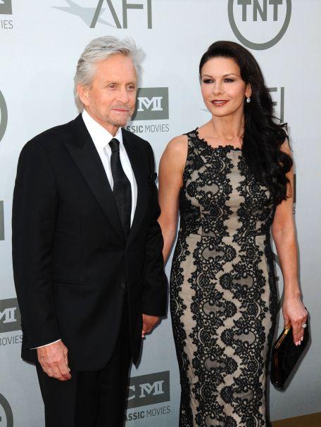 10 самых необычных брачных контрактов звезд