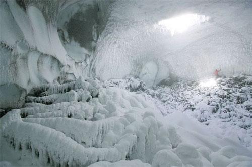 Тайны кипящей Антарктиды