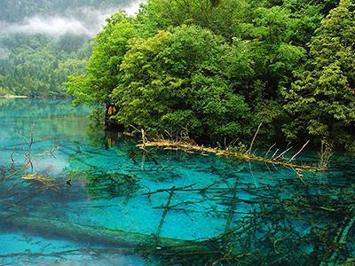 Топ-8 самых удивительных озер мира